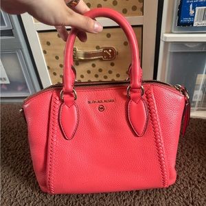 Michael Kors Sienna Medium Leather Messenger Dahlia Pink